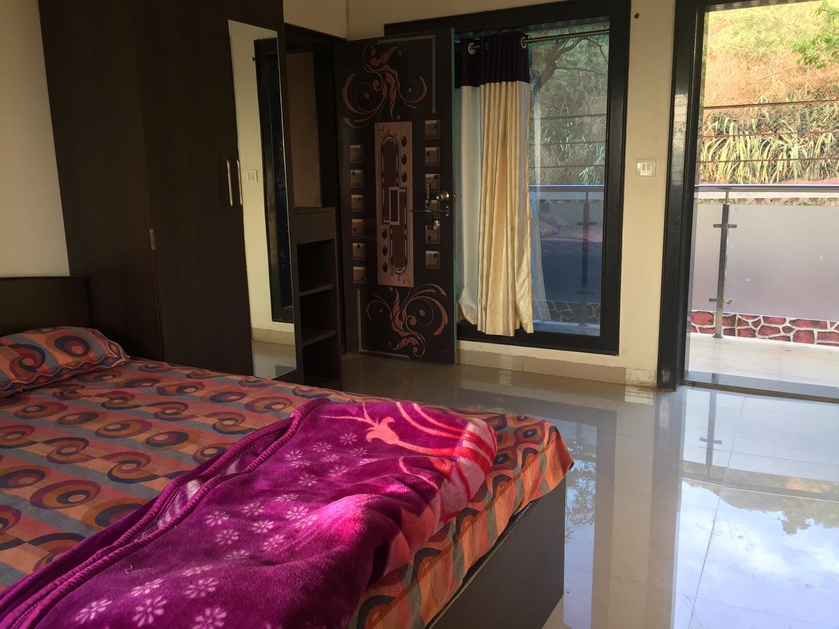 Malhar Bungalow パンチガニ エクステリア 写真
