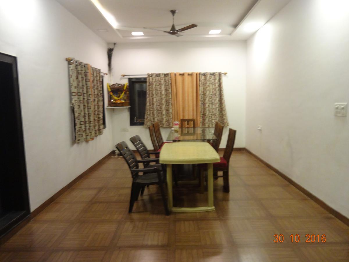 Malhar Bungalow パンチガニ エクステリア 写真
